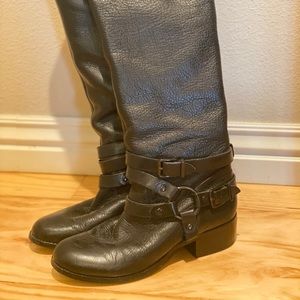 Gianni Bini black leather moto healed boot